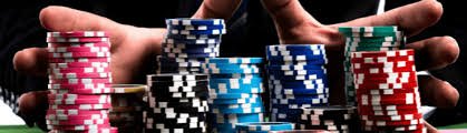 Antarmuka aplikasi mobile jago slot menampilkan pilihan permainan slot, live casino, dan pasar olahraga